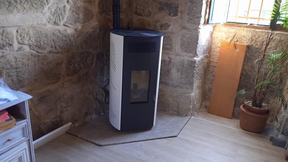 ¡Realizamos la instalación de las chimeneas en múltiples municipios!